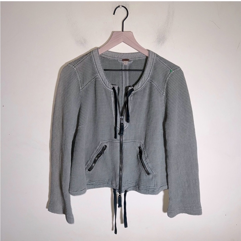 FREE PEOPLE Waffle Knit zip up jacket in Sage Green M